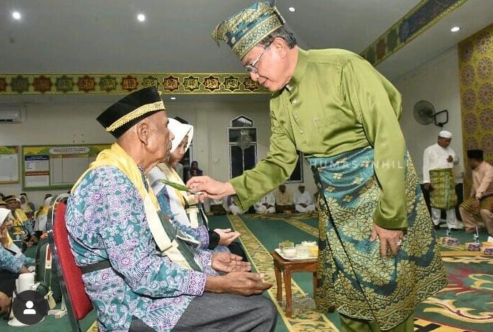 Bupati HM Wardan Kembali Melepas Keberangkatan Calon Jamaah Haji Kloter 20 Kabupaten Indragiri Hilir 