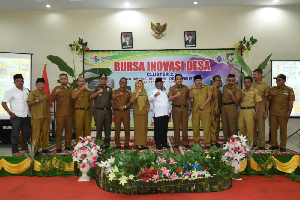 Plh Bupati Kampar Buka Bursa Inovasi Desa Cluster 2.1 Wilayah Tambang