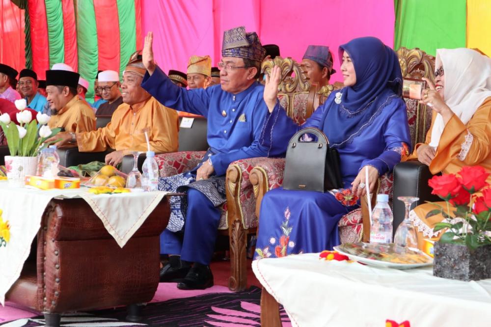 Bupati Inhil Melepas Pawai Taaruf MTQ Tembilahan Hulu Tahun 2019