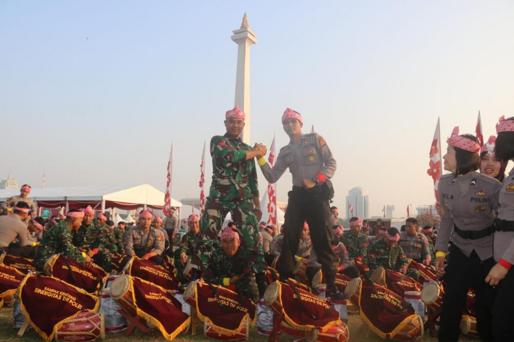 RAMPAK GENDANG  BUKTI  SINERGITAS TNI - POLRI