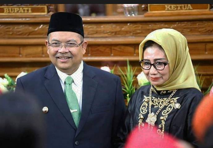 Suami Bupati,Istri Ketua DPRD KPK Beberkan Peran "Mainkan"Proyek Di Pemkab Kutai Timur