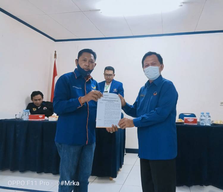 Taufik Hidayad Resmi Nahkodai Partai NasDem Inhil Periode 2020-2024.