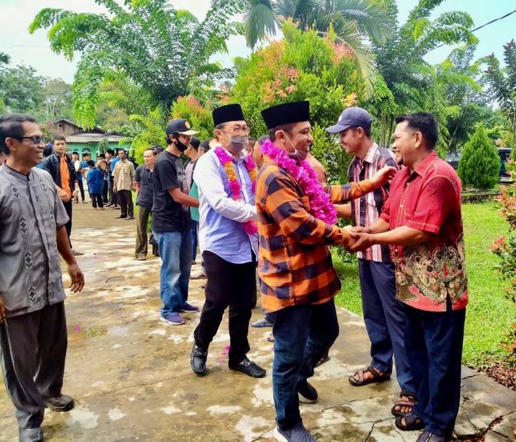 55 KK Suku Asli Akit Rupat Belum Ada Listrik