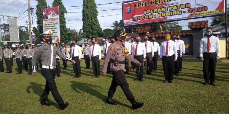 Polres Kampar Laksanakan Apel Gelar Pasukan Operasi Patuh Lancang Kuning 2020