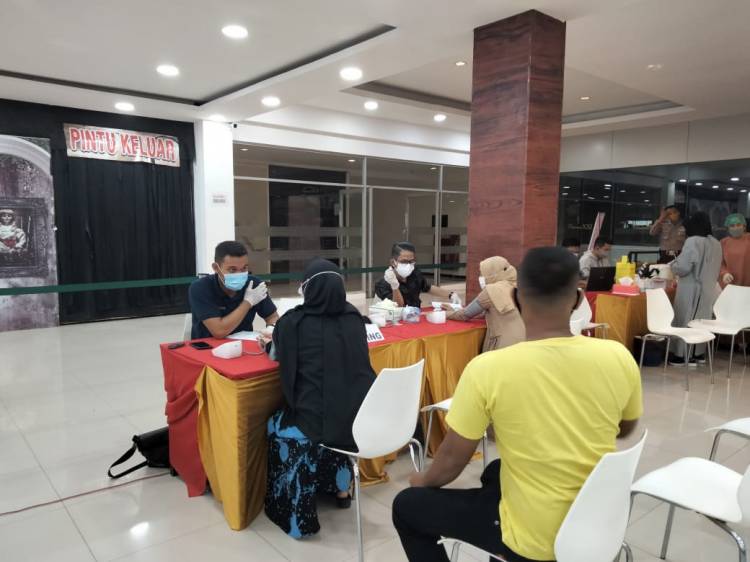 Percepat Progres Pelaksanaan Vaksinasi Covid-19, Polres Rohil Gesa dengan Memberi Vaksinasi Massal