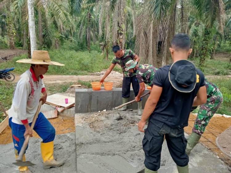 TNI dan Masyarakat Gesa Pembangunan Box Culvert yang Sudah Masuk Tahap Finishing