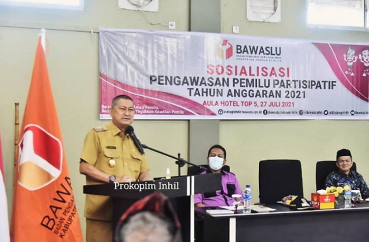 Wabup Inhil H. Syamsuddin Uti Membuka Kegiatan Sosialisasi Pengawasan Pemilu Partisipatif