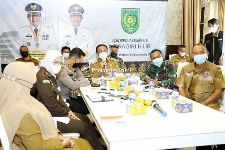 Bupati Inhil HM. Wardan Ikuti Rapat Penanganan Covid-19 Secara Virtual yang Dipimpin Gubernur Riau
