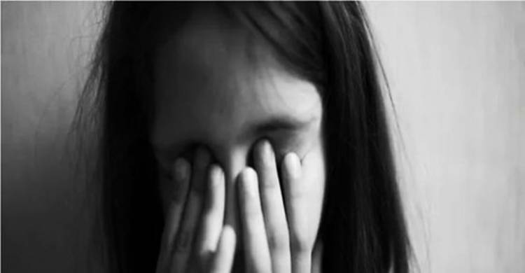 Gadis Belia di Riau Kaget Bangun Tidur Tanpa Celana Dalam dan Kemaluan Terasa Perih, Tak Disangka...