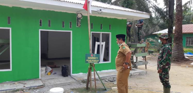 Rehab Mushola Program TMMD Ditinjau Pasiter dan Camat Basira
