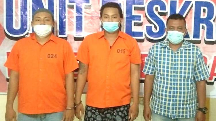 2 Pria Ini Nekat &ldquo;Membata&rdquo; Seorang Anggota Polisi Gegara Tersinggung Ditatap