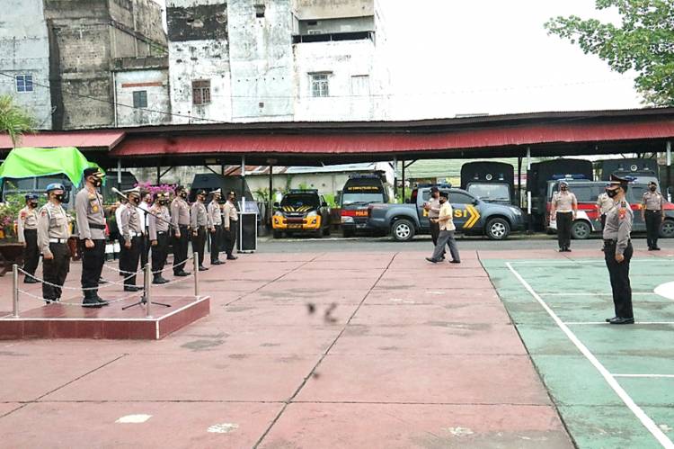 46 Personel Polres Inhil Mendapat Kenaikan Pangkat