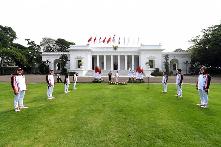 Presiden Jokowi Lepas Tim Indonesia ke Olimpiade Tokyo yang Dimulai 23 Juli s/d 10 Agustus 2021