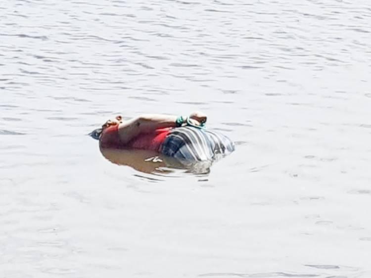 Mayat Seorang Perempuan Ditemukan Terapung di Tepian Sungai Rokan