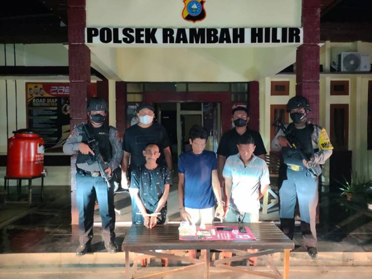 Aksi Heroik Tim Polsek Rambah Hilir Ciduk Tiga Tersangka Pemilik Sabu