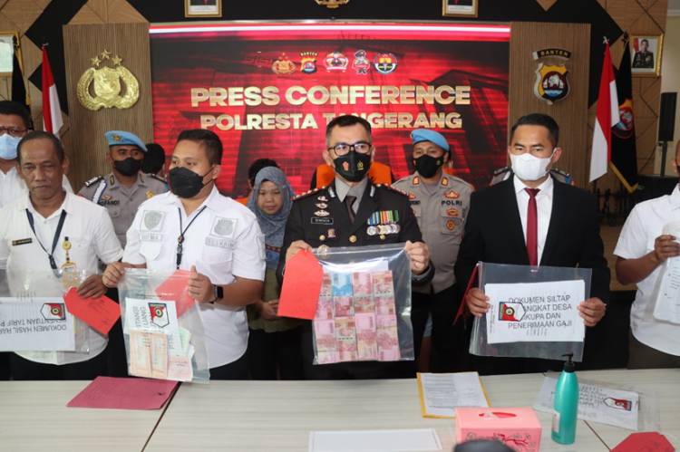 Empat Perangkat Desa di Ringkus Polisi atas Kasus Pungli, Raup Untung Hingga Rp 2 Miliar 