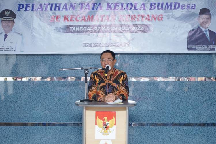 Bupati Inhil HM. Wardan Apresiasi Pelatihan Tata Kelola Bumdes Kecamatan Keritang 