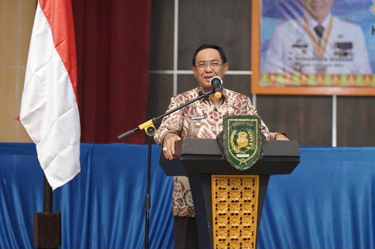 Bupati Inhil HM. Wardan Buka Acara Literasi PPID Desa dan Smart Informasi
