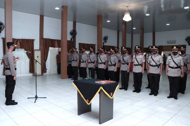 Dipimpin Kapolres AKBP Dian Setyawan, Polres Inhil Laksanakan Sertijab 9 Kapolsek Jajaran