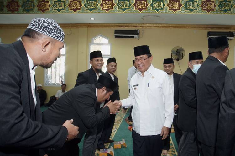 Bupati Inhil HM. Wardan Lepas Kafilah MTQ Tingkat Provinsi ke Rohil