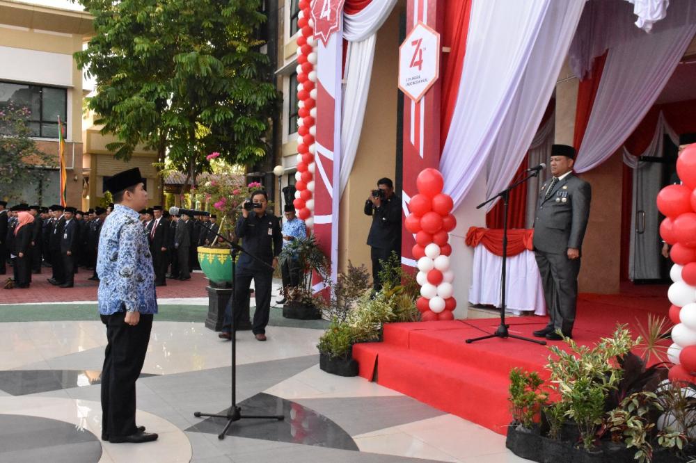 Plh Bupati Kampar, Upacara HUT RI Ke 74 tahun 2019 Dilingkungan Pemkab Kampar 