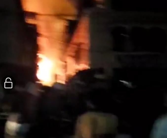 Video Saat pasar terapung di Lalap Sijago Merah