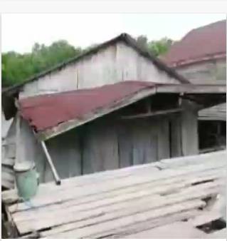 Video Detik Detik Tanah Lonsor Di Tanah Merah Inhil