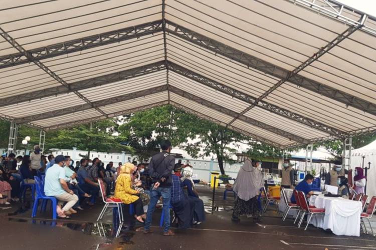 Pasca Gubernur Kepri Diketahui Positif Covid-19, Ratusan Orang Dekat Jalani Tes Swab