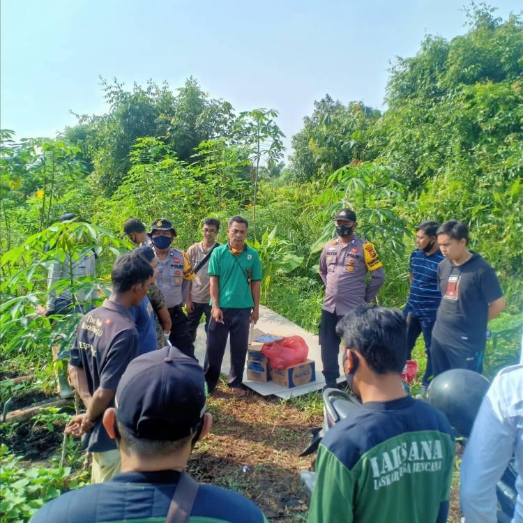 Guna Cegah C3, Personil Polsek Pangkalan Kerinci Lakukan Patroli di Perumahan Penduduk yang Ditinggal Liburan