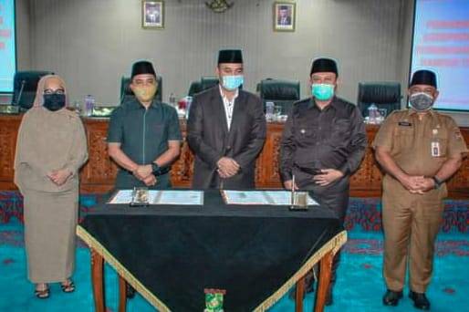Bupati Kampar dan Ketua DPRD Tandatangani KUA-PPAS Perubahan APBD Kampar TA. 2020.