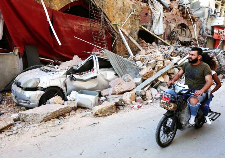 Kerugian Ledakan Beirut Diperkirakan Rp 73 Triliun dan 300.000 Penduduk Menjadi Tunawisma