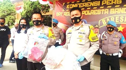 Usai Begituan dengan Pacarnya, Gadis SMA ini Dibunuh, Mayatnya Dikarungkan