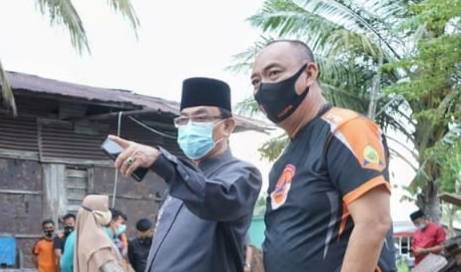 HM Wardan Tinjau Lonsor di Parit 7 dan 5
