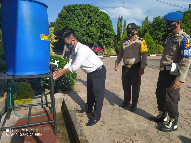 Razia Mendadak, Semua Personil Polsek Pujud Menggunakan Masker
