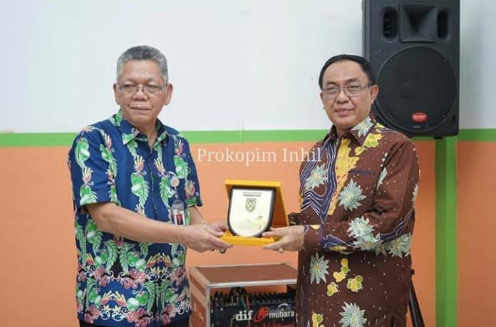 Bupati Inhil HM.Wardan hadiri Grand Opening Prof's Cafe, berharap Sebagai Wadah Promosi Kuliner Khas Inhil.