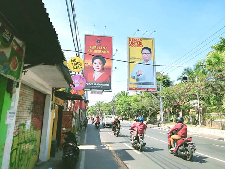 Diantara Perang Baliho Politisi PDI-P vs Golkar, Tokoh Partai Ini Justru Mendulang Popularitas