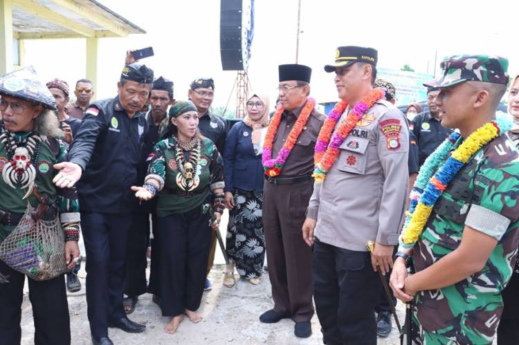 Bupati HM. Wardan Minta Dukungan Masyarakat Sunda dalam Memajukan Pembangunan di Inhil