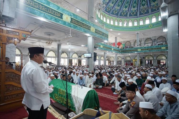 Inhil Berduka, KH. Abdul Muis Kurnain Berpulang Kehadirat Ilahi, Bupati Bersedih Hilangnya Sosok Panutan