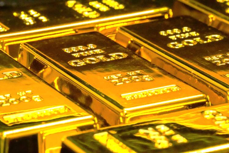 Harga Emas Selasa Pagi Merosot Hingga di Bawah 1.750 Dolar