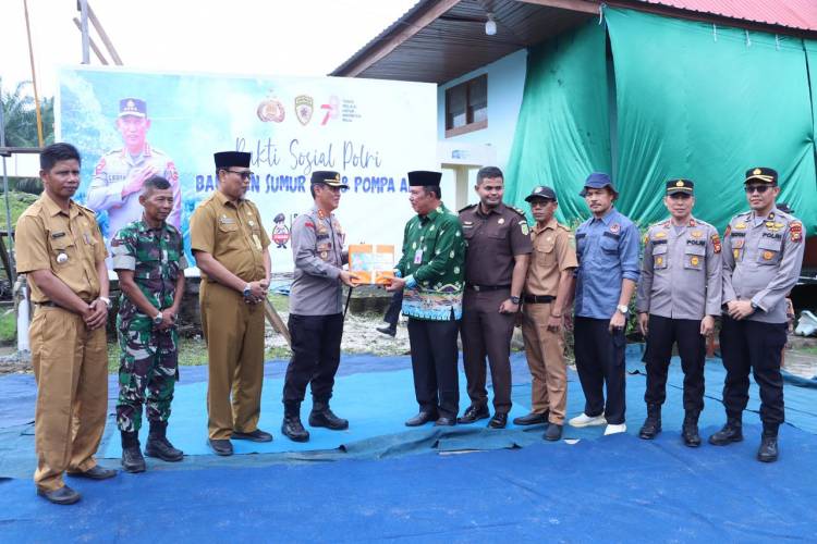 Polres Inhil turut Beri Bantuan Sumur Bor dan Pompa Air di Sekolah