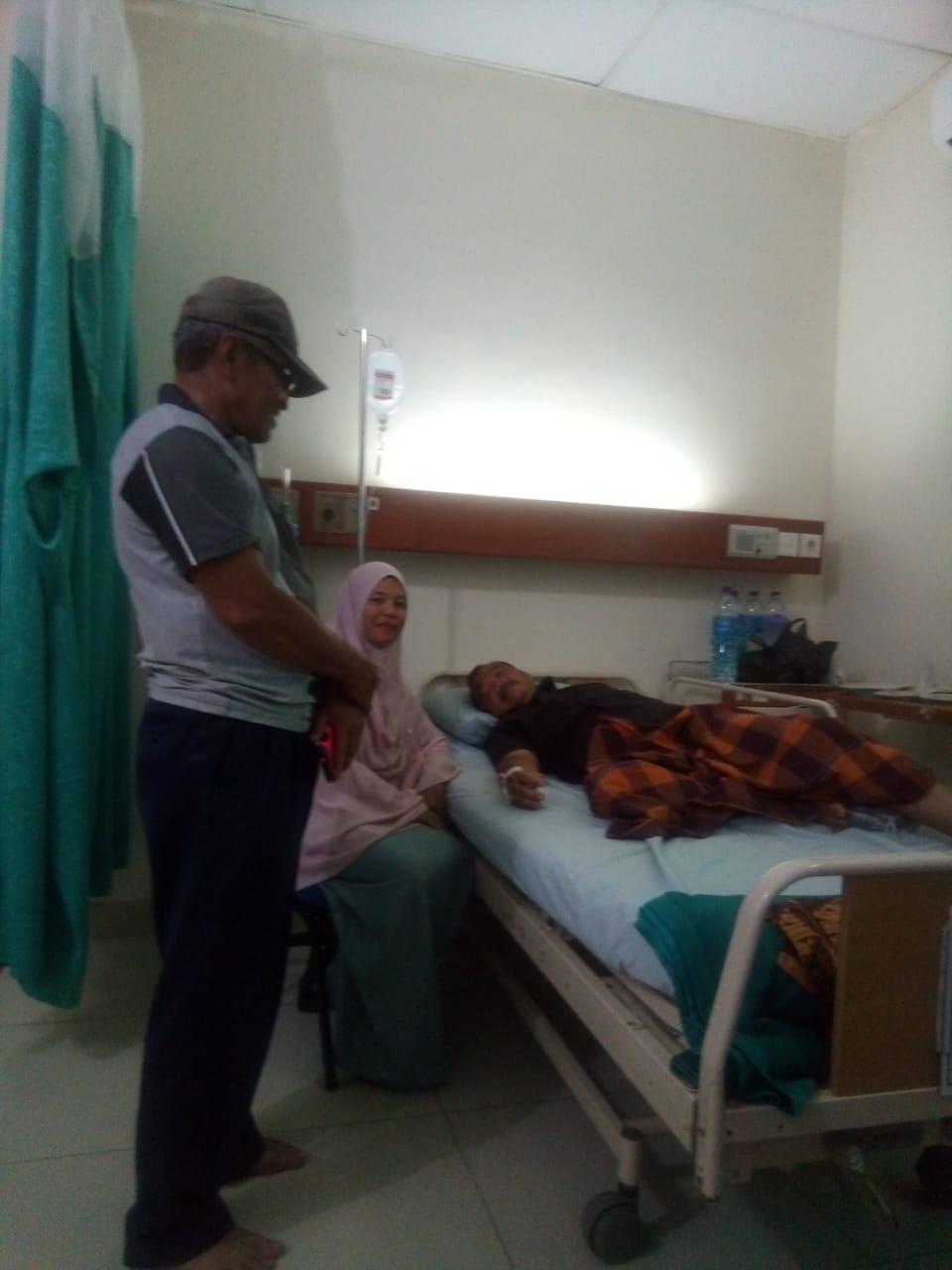 PWRI Bengkalis Bezuk Anggotanya Yang Terbaring di RS Bengkalis