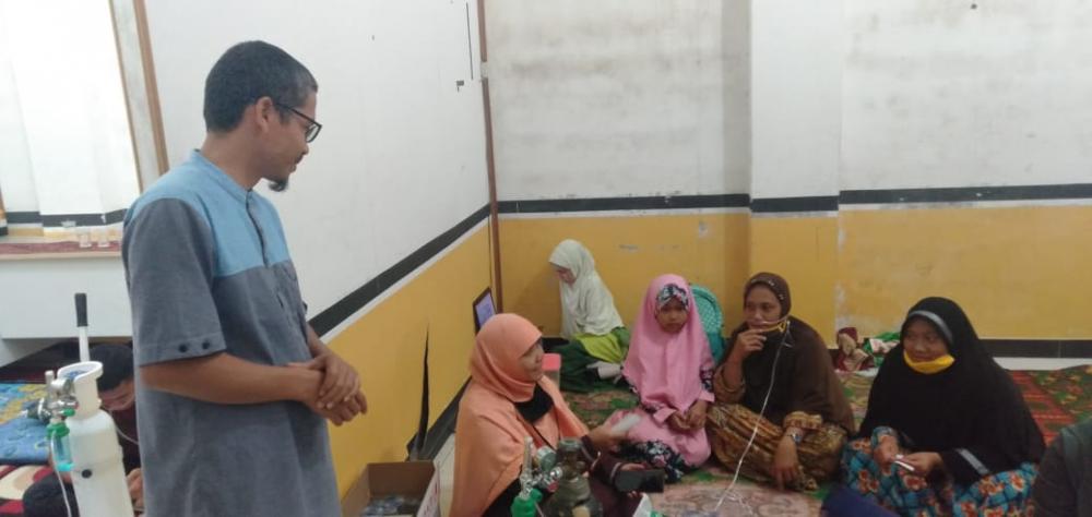 Posko pengungsian PKS Rawat Inap Ratusan Korban kabut Asap Bangkinang