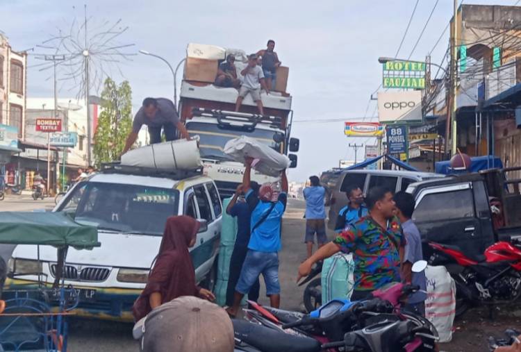 PUK SPTI-SPSI Bagan Batu Kota Bantu Tertibkan Aktivitas Bongkar Barang