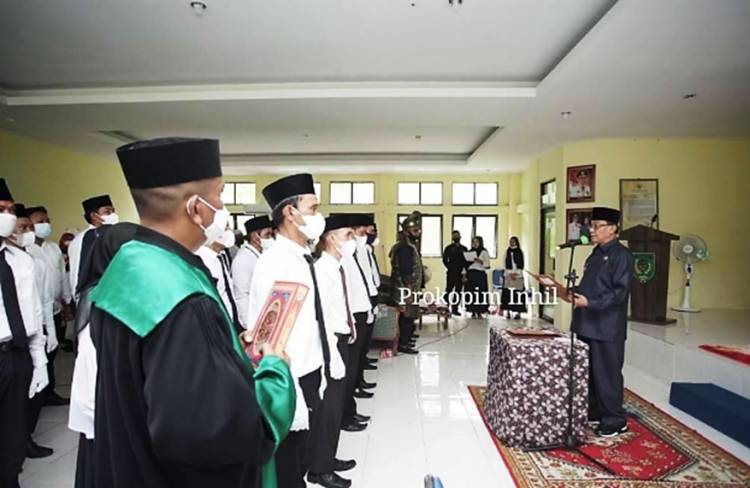 Bupati Inhil HM.Wardan Melantik dan Meresmikan Ketua dan Anggota BPD se-Kecamatan Concong