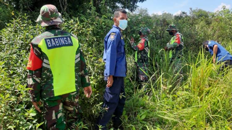 Serda P. Hutape Gelar Patroli dan Sosialisasi Pencegahan Karhutla di Desa Dungun Baru