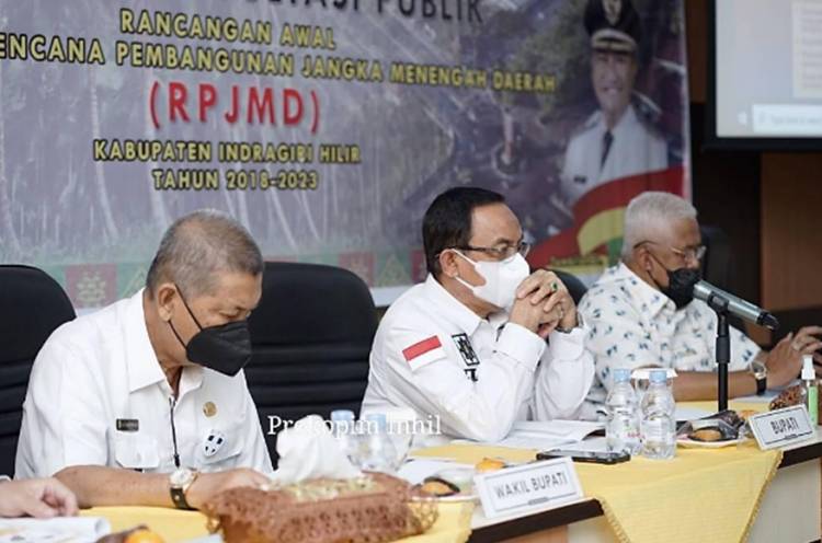 Bupati Inhil Buka Forum Konsultasi Publik Rancangan Awal Perubahan RPJMD Tahun 2018 - 2023