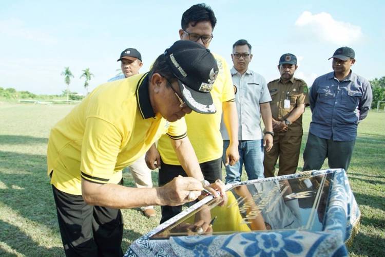 Bupati Inhil Resmikan Lapangan Sepak Bola H. Syahdan dan Bakal Menggelar Piala Bupati 2023