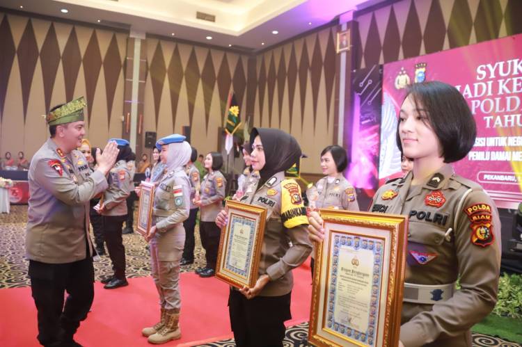 Puncak Hari Jadi Polwan ke 75 Polda Riau Adakan Syukuran