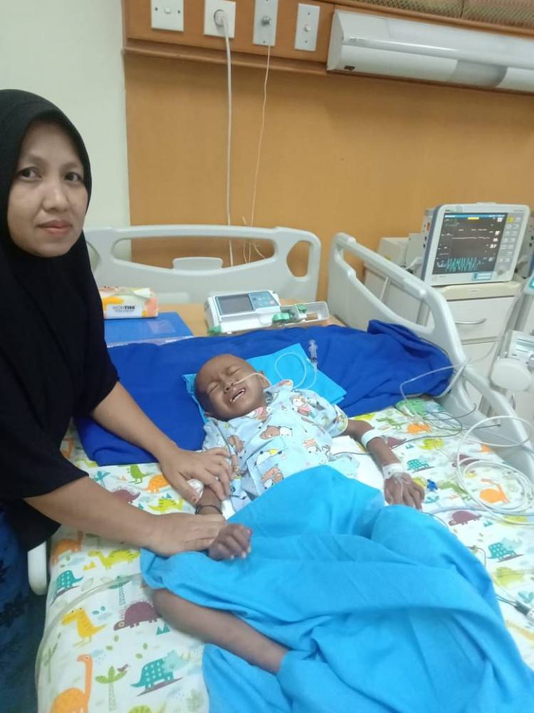 Bocah 5 Tahun Butuh Uluran Tangan Dari Para Dermawan