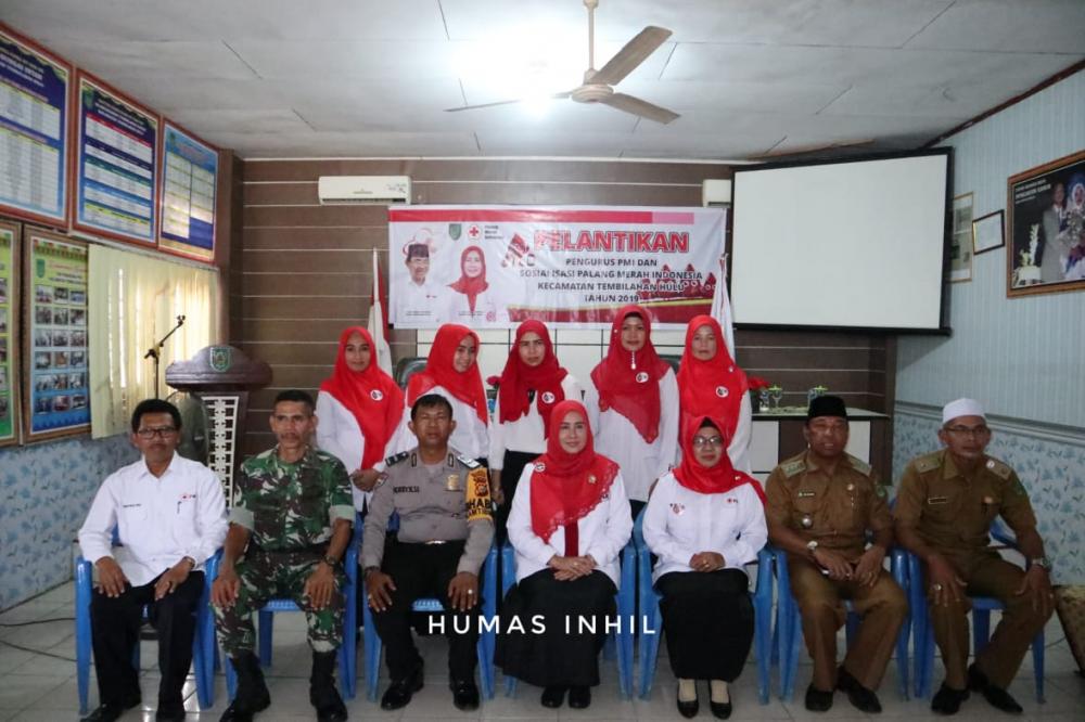 Ketua PMI Inhil Melantik Pengurus PMI Kecamatan Tembilahan Hulu